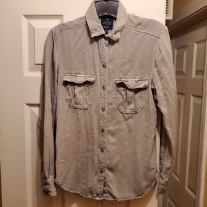 American Eagle Button Down
